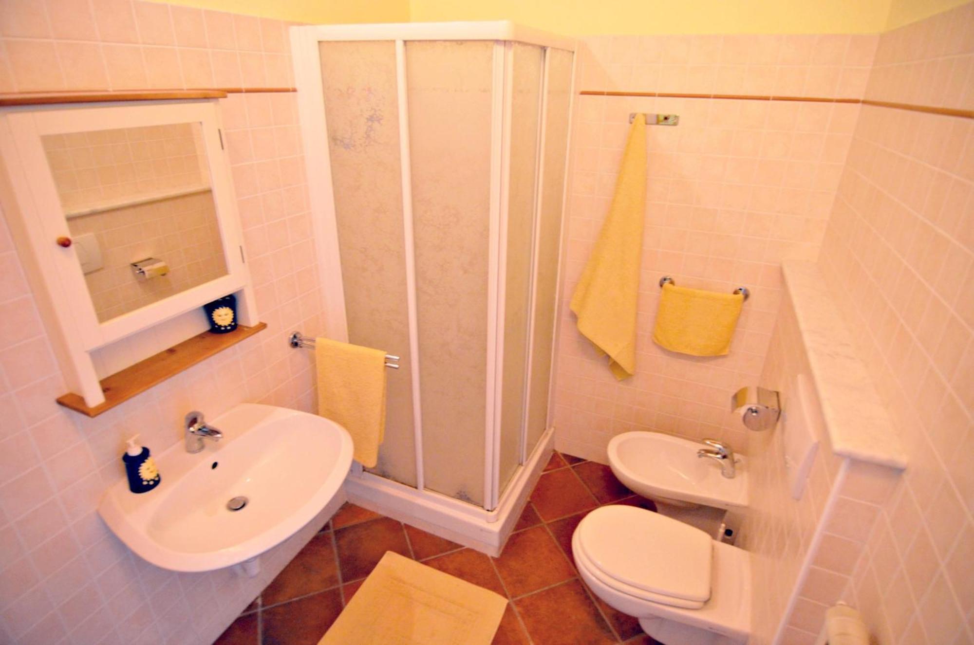 Cascina Il Convivio Guest House Diano dʼAlba Rom bilde