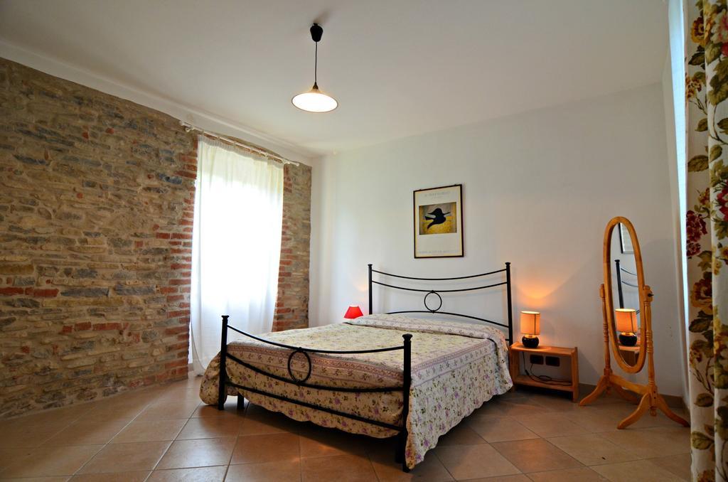 Cascina Il Convivio Guest House Diano dʼAlba Rom bilde